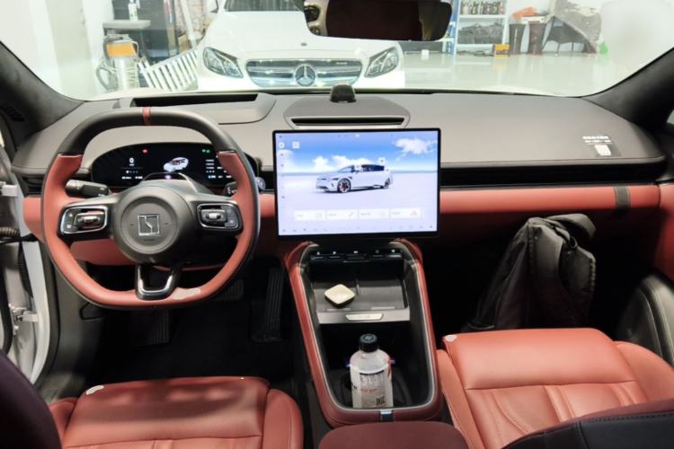 Used Zeekr 007GT 2025 Four-Wheel Drive Intelligent Driving Version 75 kWh Center Console