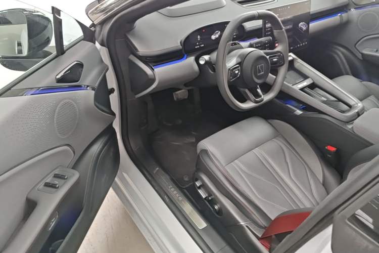 Used Zeekr 007GT 2025 Four-Wheel Drive Intelligent Driving Version 75 kWh Driver Seat