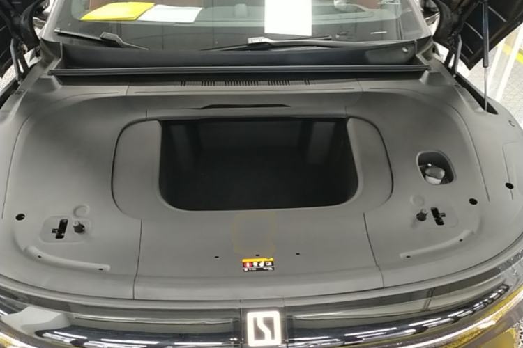 Used Zeekr 007GT 2025 Rear-Drive Intelligent Driving Version 75 kWh Engine Bay
