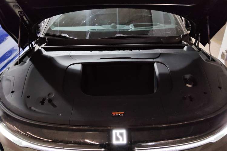 Used Zeekr 007GT 2025 Rear-Drive Intelligent Driving Version 75 kWh Engine Bay