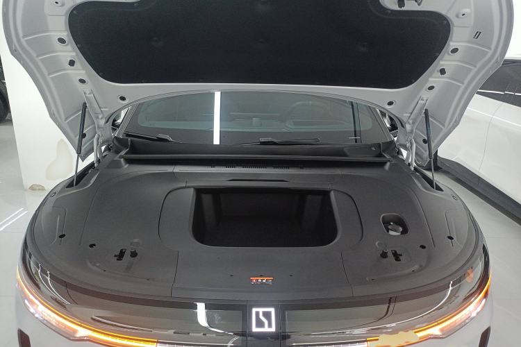 Used Zeekr 007GT 2025 Rear-Drive Intelligent Driving Version 75 kWh Engine Bay