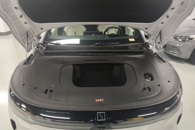 Used Zeekr 007GT 2025 Long-Range Rear-Wheel Drive Intelligent Driving Version 100 kWh Engine Bay