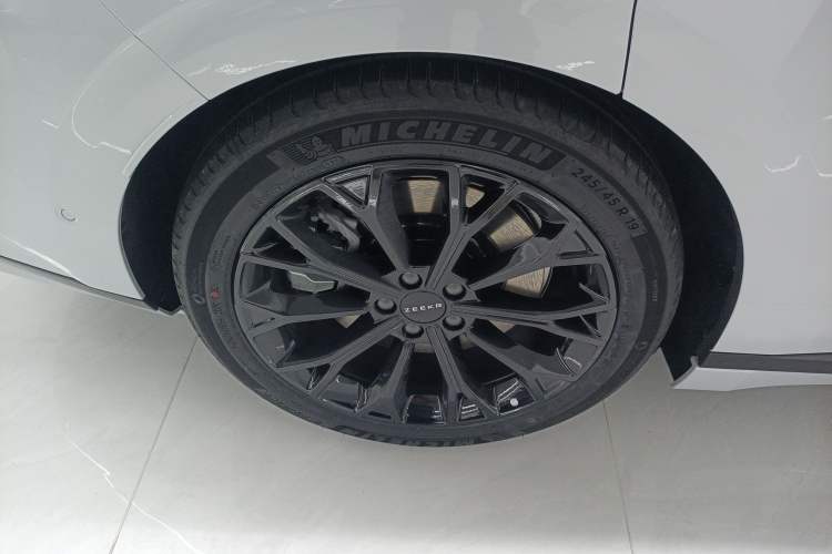 Used Zeekr 007GT 2025 Rear-Drive Intelligent Driving Version 75 kWh Exterior 3