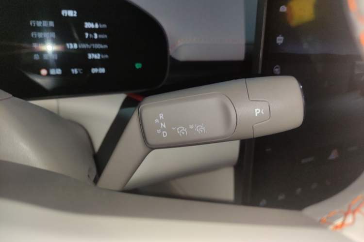 Used Zeekr 007GT 2025 Rear-Drive Intelligent Driving Version 75 kWh Gear Lever
