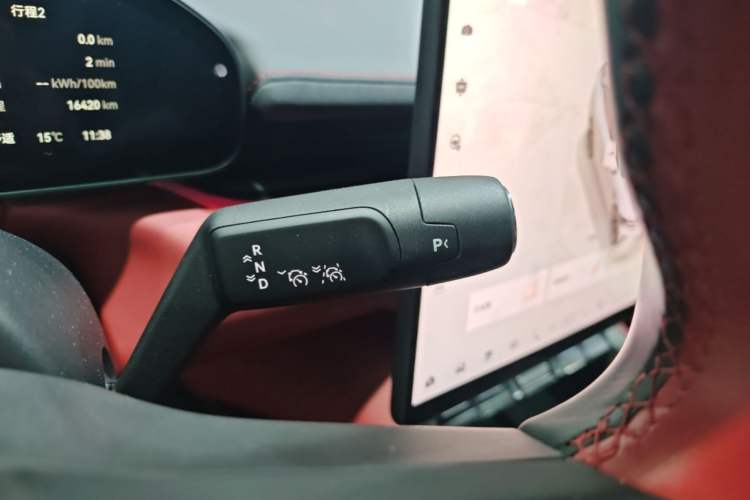 Used Zeekr 007GT 2025 Four-Wheel Drive Intelligent Driving Version 75 kWh Gear Lever