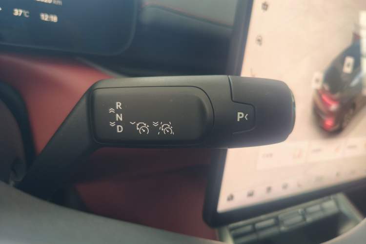 Used Zeekr 007GT 2025 Four-Wheel Drive Intelligent Driving Version 75 kWh Gear Lever