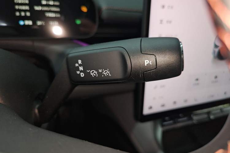 Used Zeekr 007GT 2025 Rear-Drive Intelligent Driving Version 75 kWh Gear Lever