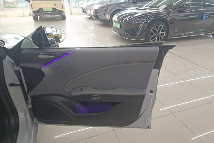 Used Zeekr 007GT 2025 Rear-Drive Intelligent Driving Version 75 kWh Interior 5