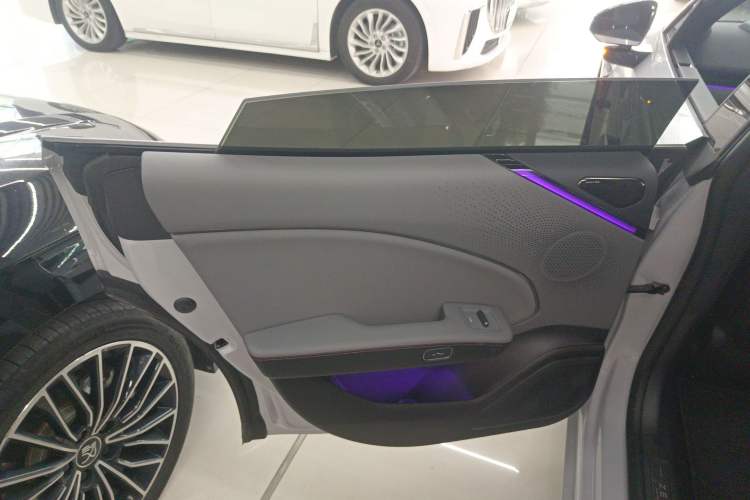 Used Zeekr 007GT 2025 Rear-Drive Intelligent Driving Version 75 kWh Interior 8
