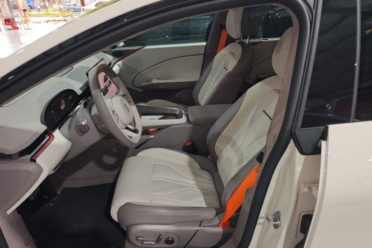 Used Zeekr 007GT 2025 Four-Wheel Drive Intelligent Driving Version 75 kWh Left Front Seat