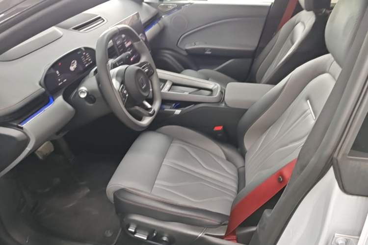 Used Zeekr 007GT 2025 Four-Wheel Drive Intelligent Driving Version 75 kWh Left Front Seat