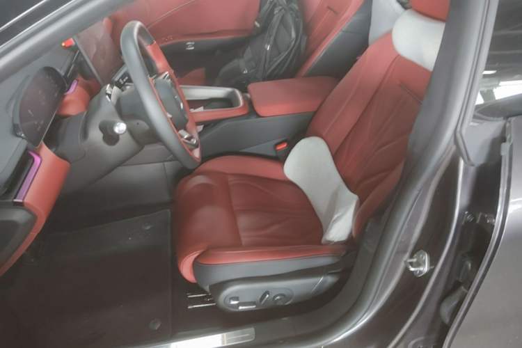 Used Zeekr 007GT 2025 Long-Range All-Wheel-Drive Intelligent Driving Version 100 kWh Left Front Seat