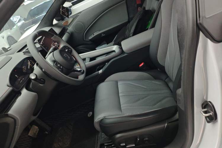 Used Zeekr 007GT 2025 Rear-Drive Intelligent Driving Version 75 kWh Left Front Seat
