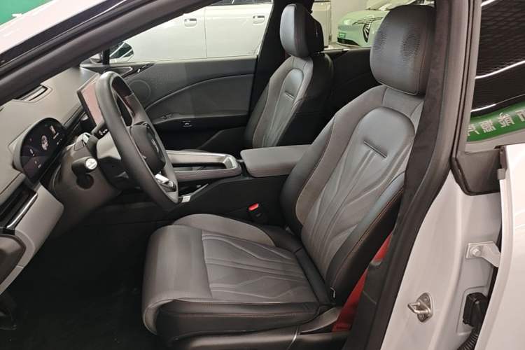 Used Zeekr 007GT 2025 Rear-Drive Intelligent Driving Version 75 kWh Left Front Seat