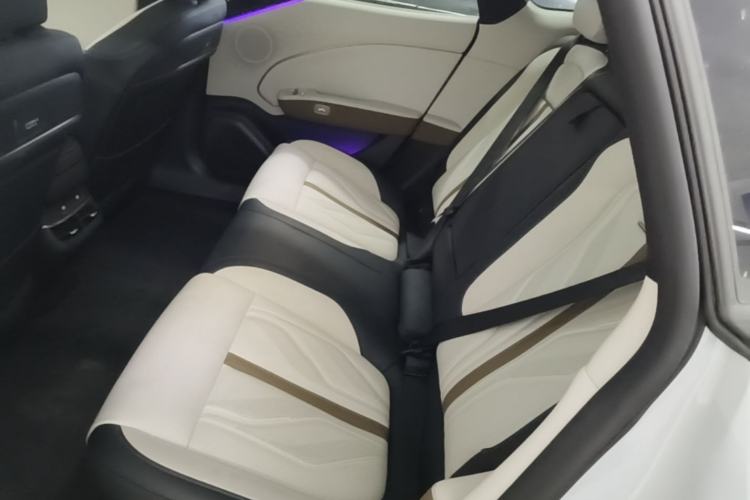 Used Zeekr 007GT 2025 Four-Wheel Drive Intelligent Driving Version 75 kWh Left Rear Seat