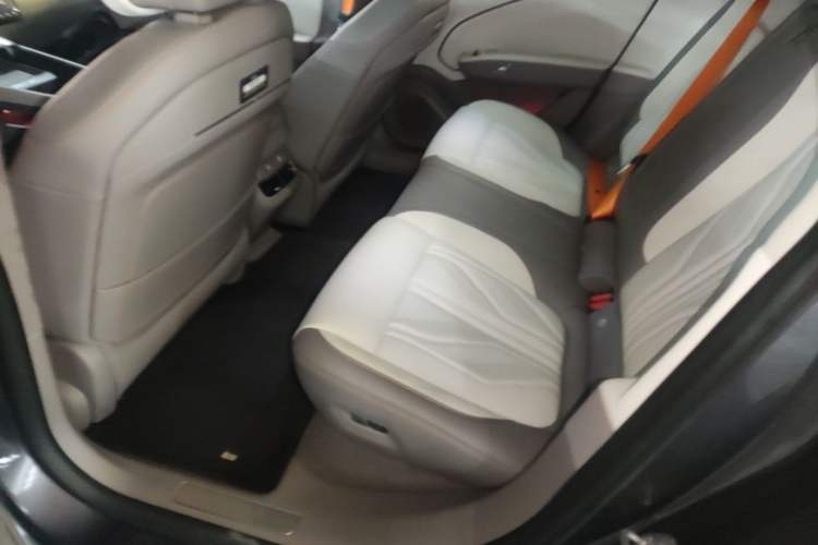 Used Zeekr 007GT 2025 Rear-Drive Intelligent Driving Version 75 kWh Left Rear Seat