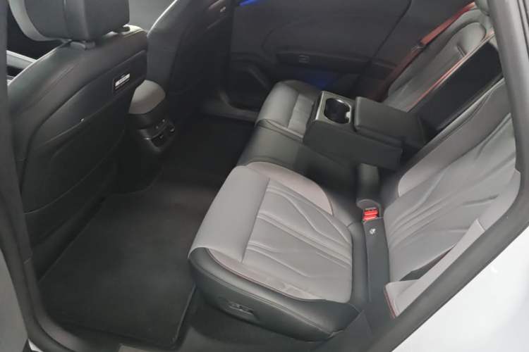 Used Zeekr 007GT 2025 Four-Wheel Drive Intelligent Driving Version 75 kWh Left Rear Seat