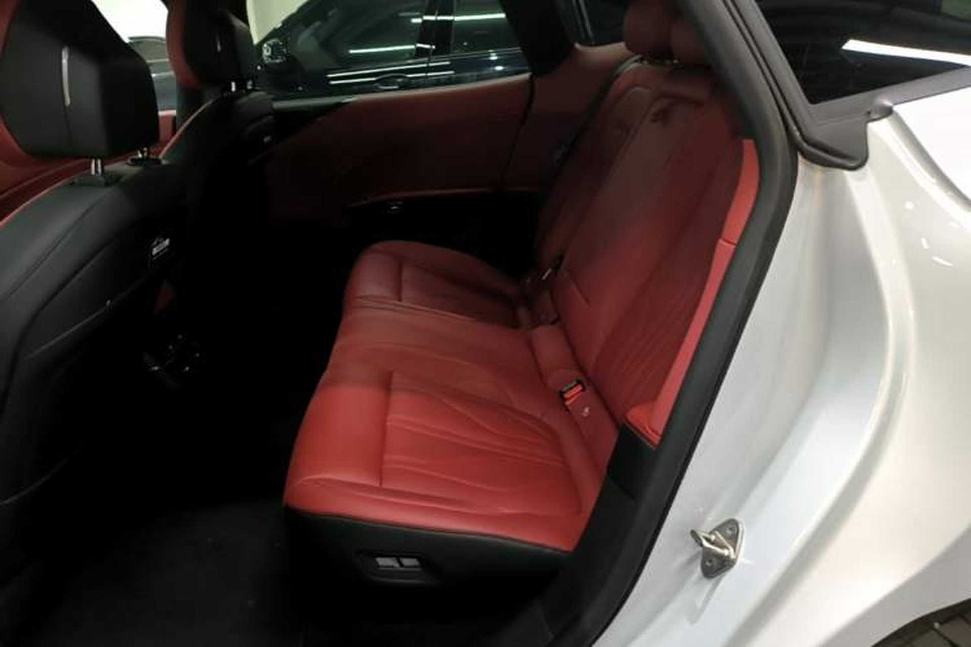 Used Zeekr 007GT 2025 Four-Wheel Drive Intelligent Driving Version 75 kWh Left Rear Seat