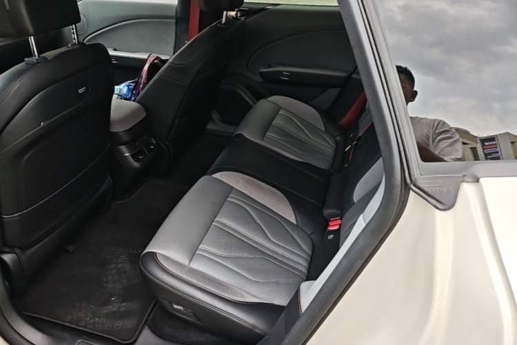 Used Zeekr 007GT 2025 Long-Range Rear-Wheel Drive Intelligent Driving Version 100 kWh Left Rear Seat