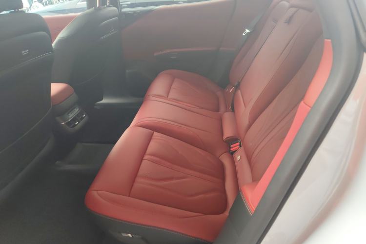 Used Zeekr 007GT 2025 Long-Range Rear-Wheel Drive Intelligent Driving Version 100 kWh Left Rear Seat