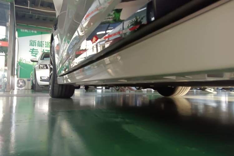 Used Zeekr 007GT 2025 Long-Range Rear-Wheel Drive Intelligent Driving Version 100 kWh Left Side Sill