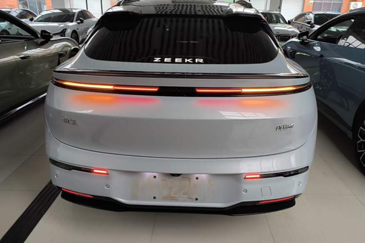 Used Zeekr 007GT 2025 Four-Wheel Drive Intelligent Driving Version 75 kWh Rear