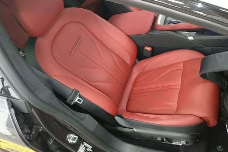 Used Zeekr 007GT 2025 Rear-Drive Intelligent Driving Version 75 kWh Right Front Seat