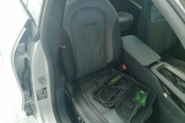 Used Zeekr 007GT 2025 Four-Wheel Drive Intelligent Driving Version 75 kWh Right Front Seat