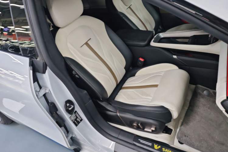 Used Zeekr 007GT 2025 Rear-Drive Intelligent Driving Version 75 kWh Right Front Seat