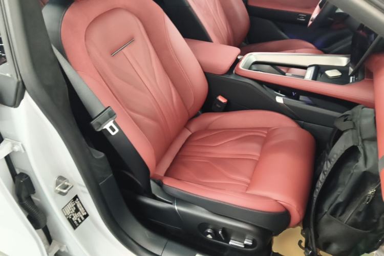 Used Zeekr 007GT 2025 Four-Wheel Drive Intelligent Driving Version 75 kWh Right Front Seat