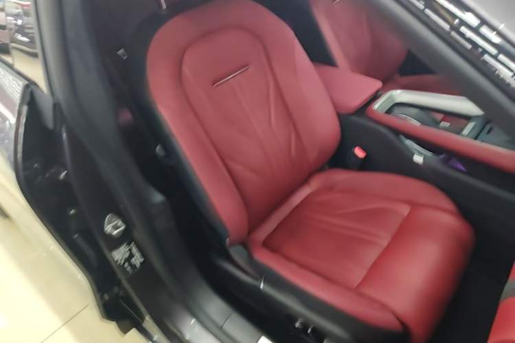 Used Zeekr 007GT 2025 Rear-Drive Intelligent Driving Version 75 kWh Right Front Seat