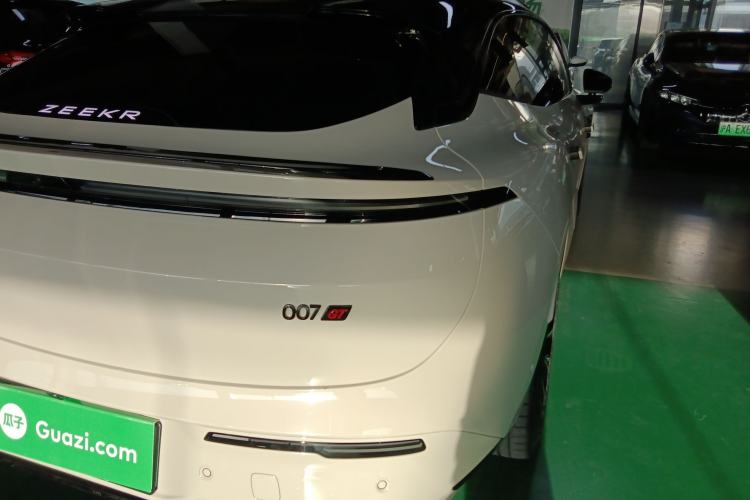 Used Zeekr 007GT 2025 Long-Range Rear-Wheel Drive Intelligent Driving Version 100 kWh Right Rear Taillight