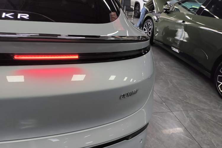 Used Zeekr 007GT 2025 Four-Wheel Drive Intelligent Driving Version 75 kWh Right Rear Taillight