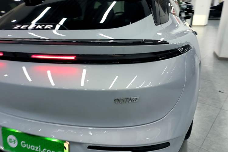 Used Zeekr 007GT 2025 Four-Wheel Drive Intelligent Driving Version 75 kWh Right Rear Taillight