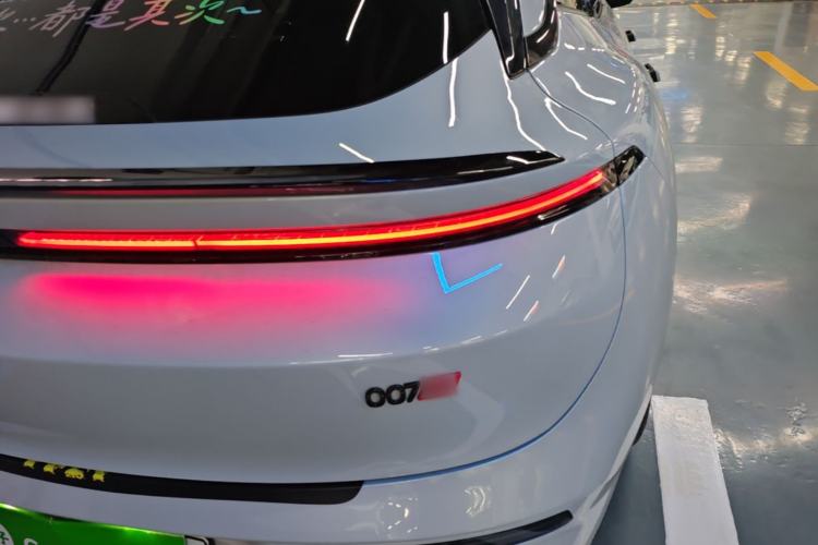 Used Zeekr 007GT 2025 Rear-Drive Intelligent Driving Version 75 kWh Right Rear Taillight