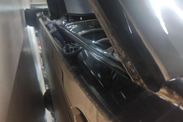 Used Zeekr 007GT 2025 Rear-Drive Intelligent Driving Version 75 kWh Right Side Sill
