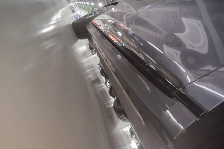Used Zeekr 007GT 2025 Long-Range All-Wheel-Drive Intelligent Driving Version 100 kWh Right Side Sill