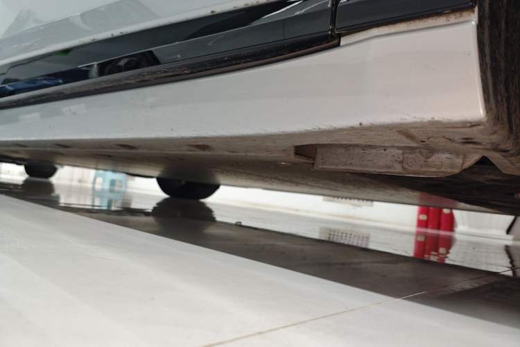 Used Zeekr 007GT 2025 Rear-Drive Intelligent Driving Version 75 kWh Right Side Sill