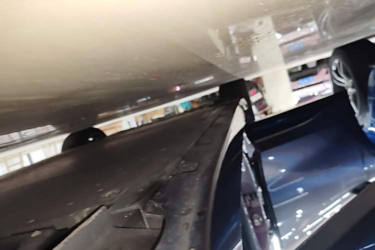 Used Zeekr 007GT 2025 Rear-Drive Intelligent Driving Version 75 kWh Right Side Sill