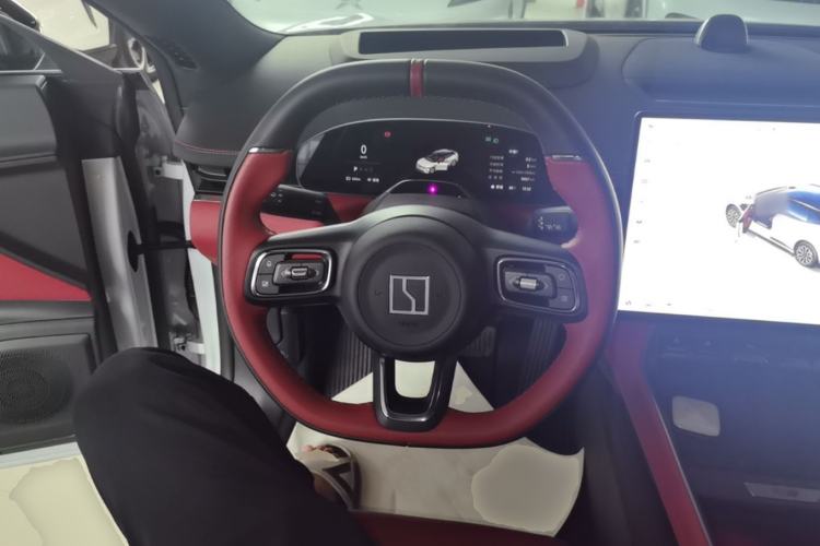Used Zeekr 007GT 2025 Four-Wheel Drive Intelligent Driving Version 75 kWh Steering Wheel