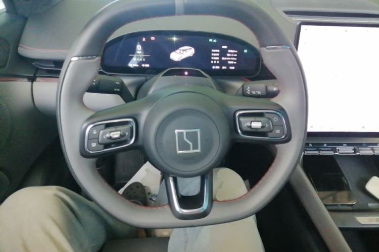 Used Zeekr 007GT 2025 Four-Wheel Drive Intelligent Driving Version 75 kWh Steering Wheel