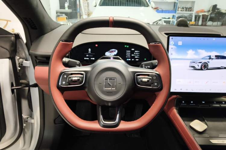 Used Zeekr 007GT 2025 Four-Wheel Drive Intelligent Driving Version 75 kWh Steering Wheel
