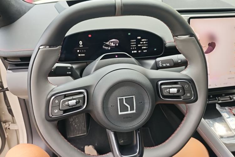 Used Zeekr 007GT 2025 Long-Range Rear-Wheel Drive Intelligent Driving Version 100 kWh Steering Wheel