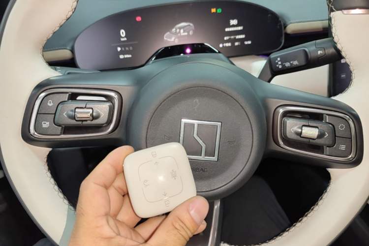 Used Zeekr 007GT 2025 Rear-Drive Intelligent Driving Version 75 kWh Vehicle Key
