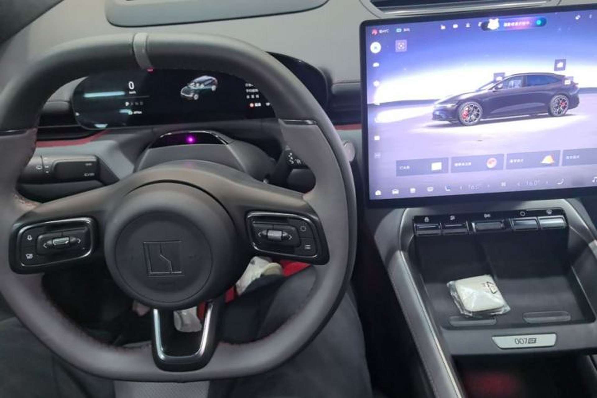 Used Zeekr 007GT 2025 Long-Range Rear-Wheel Drive Intelligent Driving Version 100 kWh Center Console