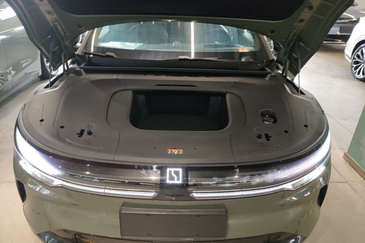 Used Zeekr 007GT 2025 Long-Range Rear-Wheel Drive Intelligent Driving Version 100 kWh Engine Bay