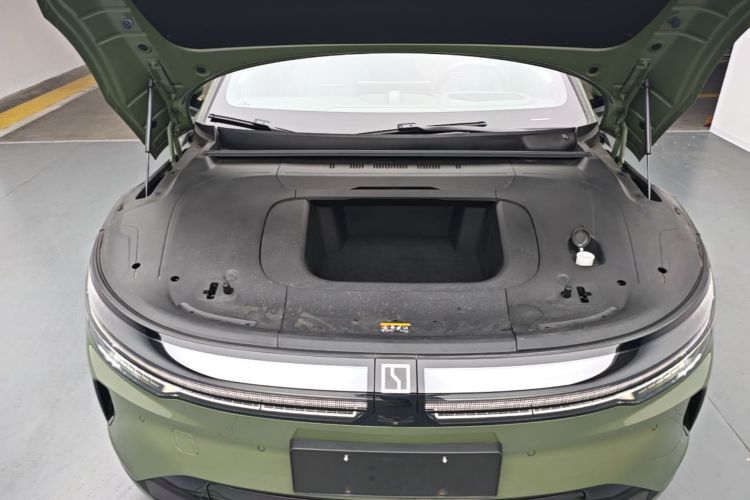 Used Zeekr 007GT 2025 Long-Range Rear-Wheel Drive Intelligent Driving Version 100 kWh Engine Bay
