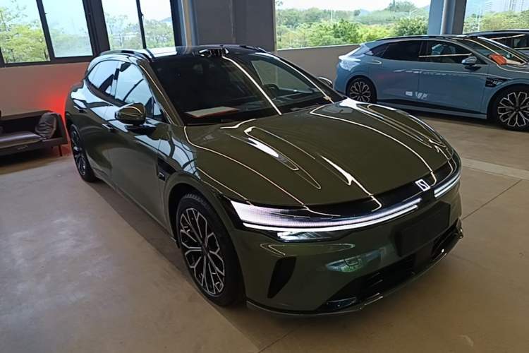 Used Zeekr 007GT 2025 Long-Range Rear-Wheel Drive Intelligent Driving Version 100 kWh Exterior 1