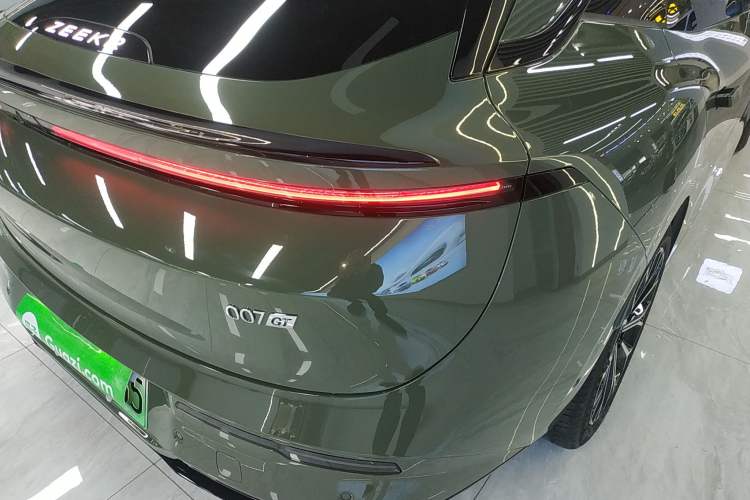 Used Zeekr 007GT 2025 Long-Range Rear-Wheel Drive Intelligent Driving Version 100 kWh Exterior 3