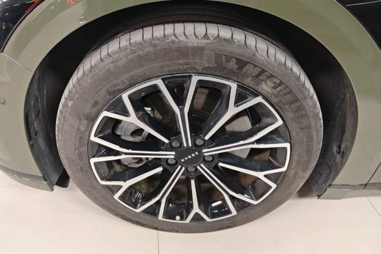 Used Zeekr 007GT 2025 Long-Range Rear-Wheel Drive Intelligent Driving Version 100 kWh Exterior 4